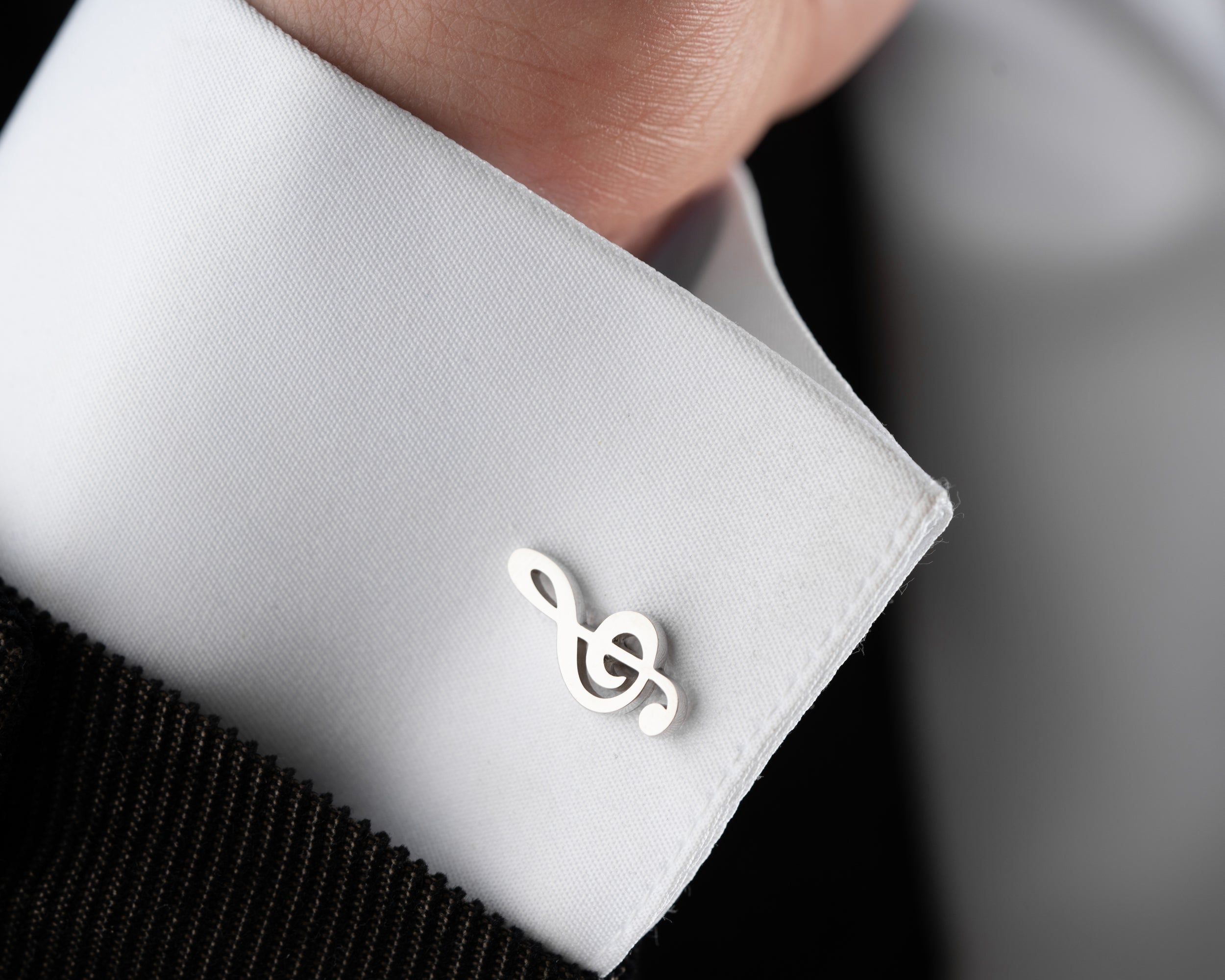 Treble Clef Cufflinks – Music Note Design