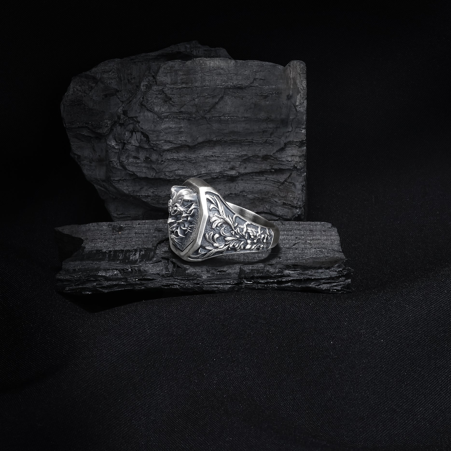 Biker Skull Ring